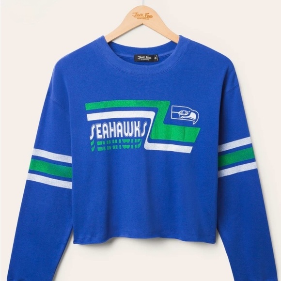 Tops - Blue Seahawks Cropped Sweatshirt